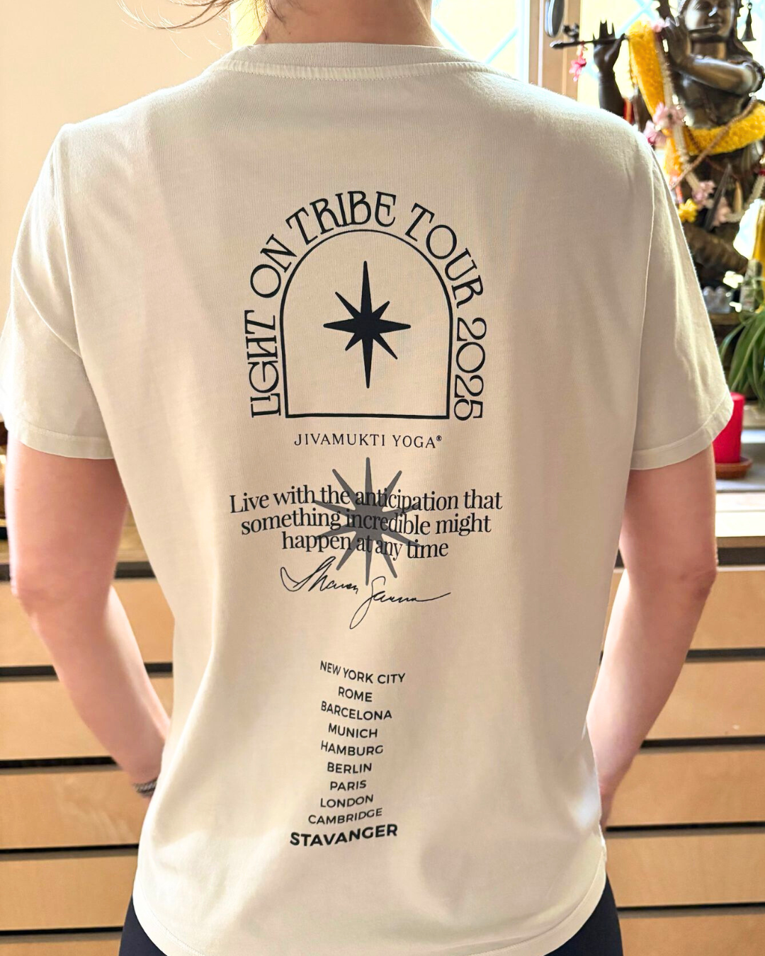 Light on Tribe Tour T-Shirt Women Silver Birch